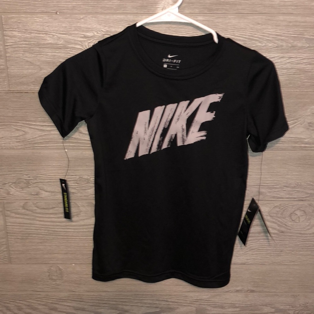Boys Nike shirt.